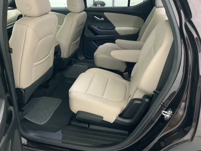 2022 Chevrolet Traverse LT Leather