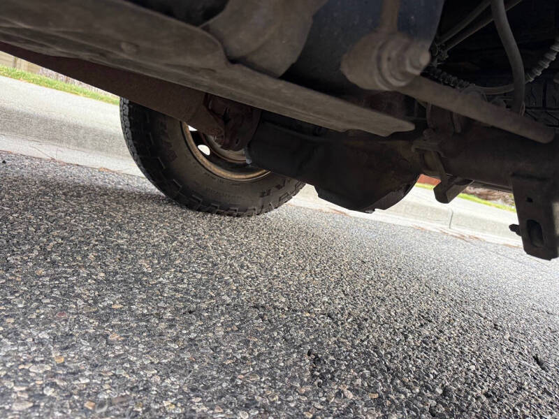 2000 Mazda B-Series B4000 SE