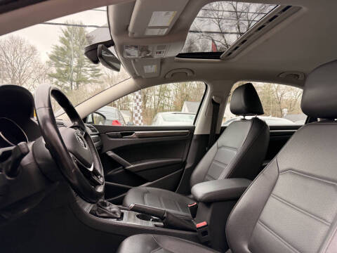 2017 Volkswagen Passat 1.8T SE