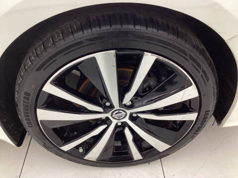 2019 Nissan Altima 2.5 SR