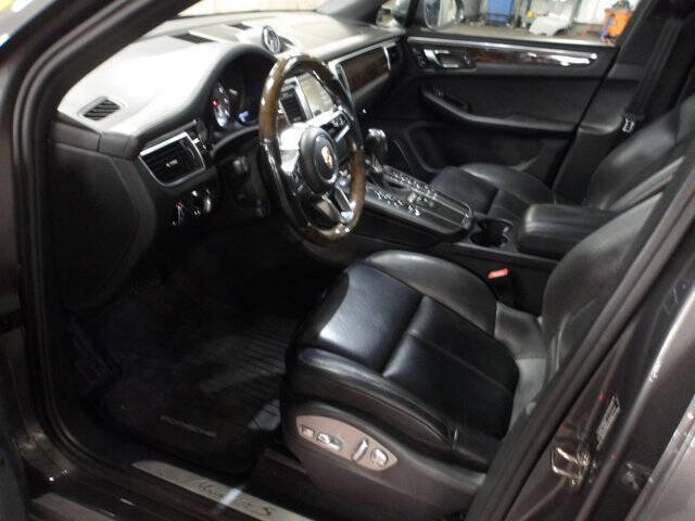 2015 Porsche Macan S
