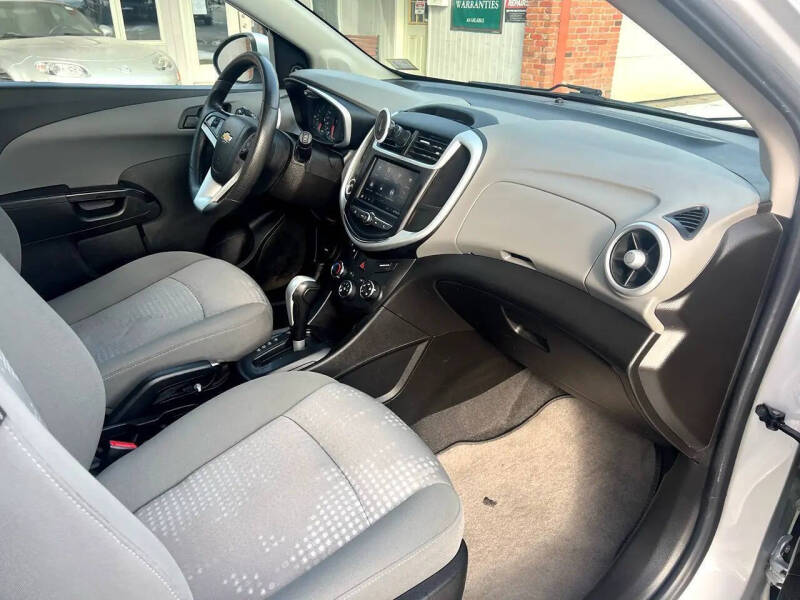2020 Chevrolet Sonic LT