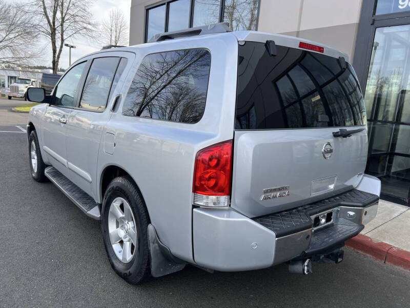 2004 Nissan Armada SE