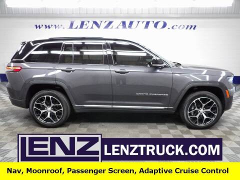 2022 Jeep Grand Cherokee for sale at LENZ TRUCK CENTER in Fond Du Lac WI