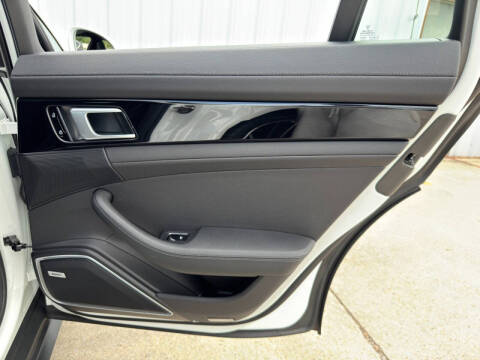 2021 Porsche Panamera 4S E-Hybrid