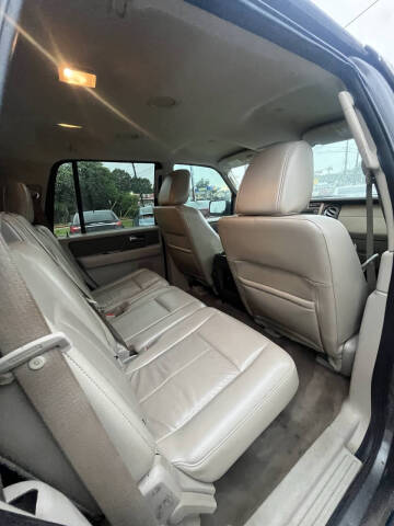 2011 Ford Expedition XLT
