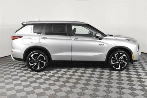 2025 Mitsubishi Outlander PHEV SE