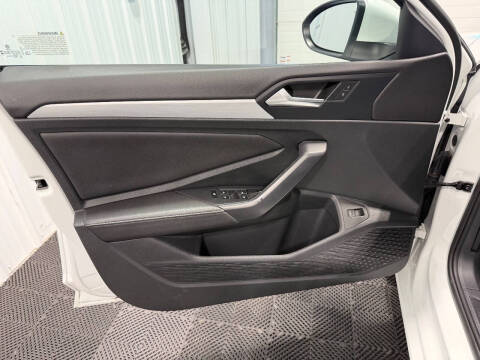 2025 Volkswagen Jetta S