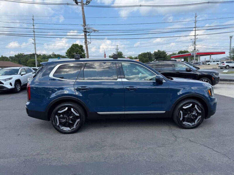 2024 Kia Telluride S
