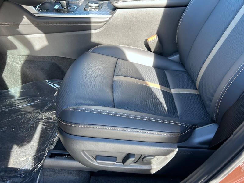 2025 Mazda CX-90 Plug-in Hybrid Premium Plus