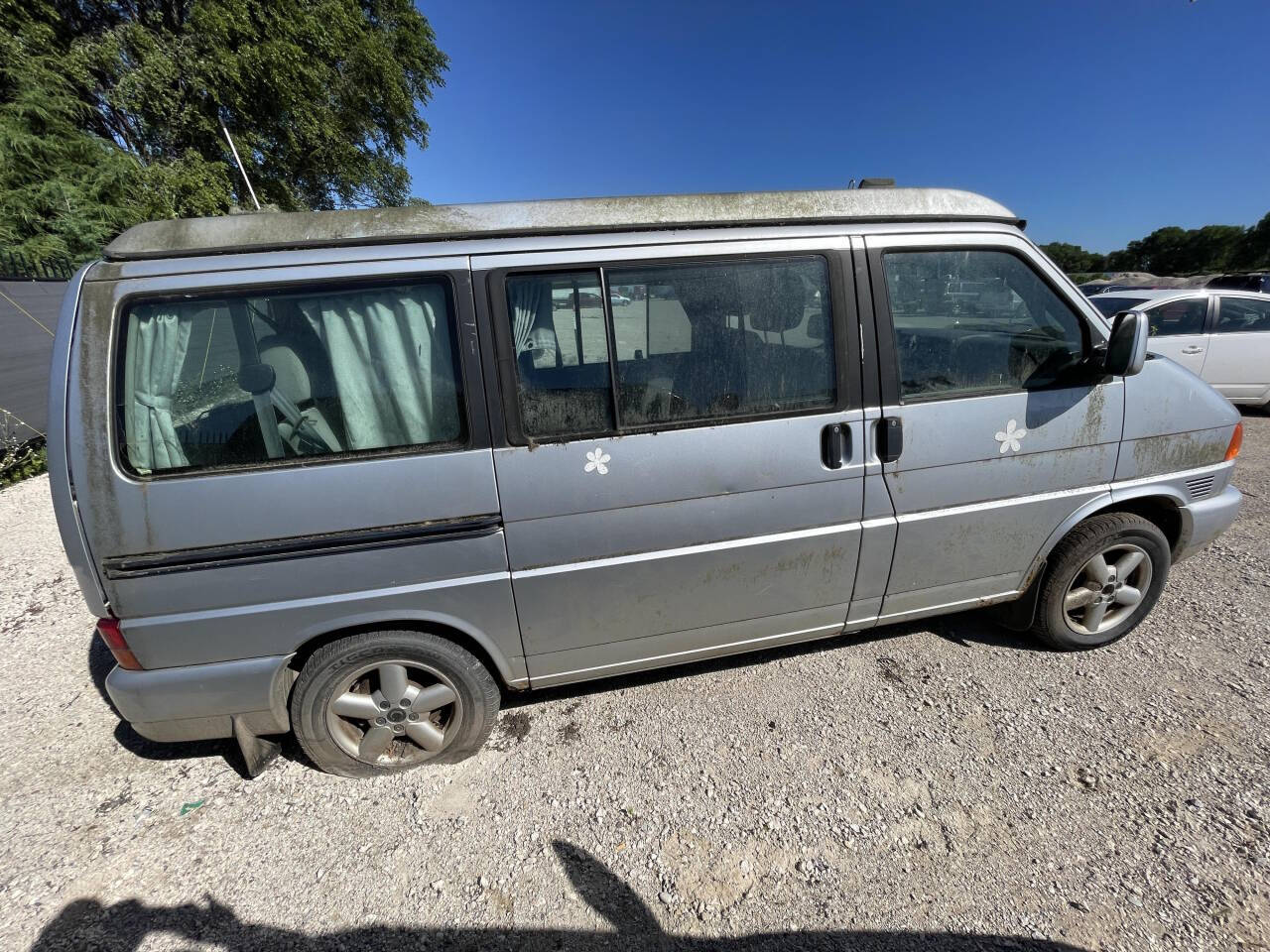 2002 Volkswagen EuroVan for sale at Twin Cities Auctions in Elk River, MN