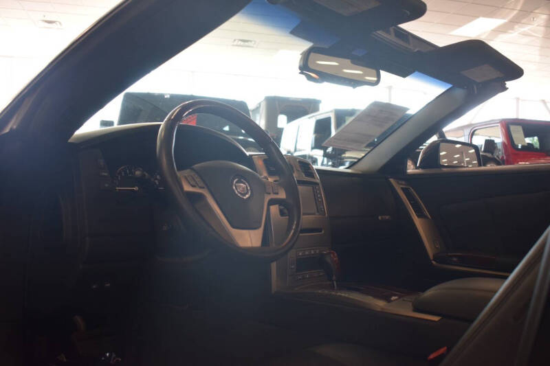 2005 Cadillac XLR