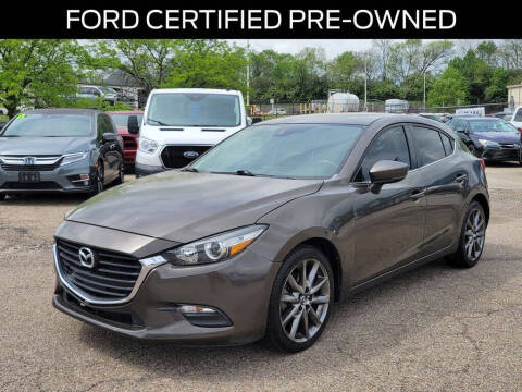 2018 Mazda MAZDA3 Touring