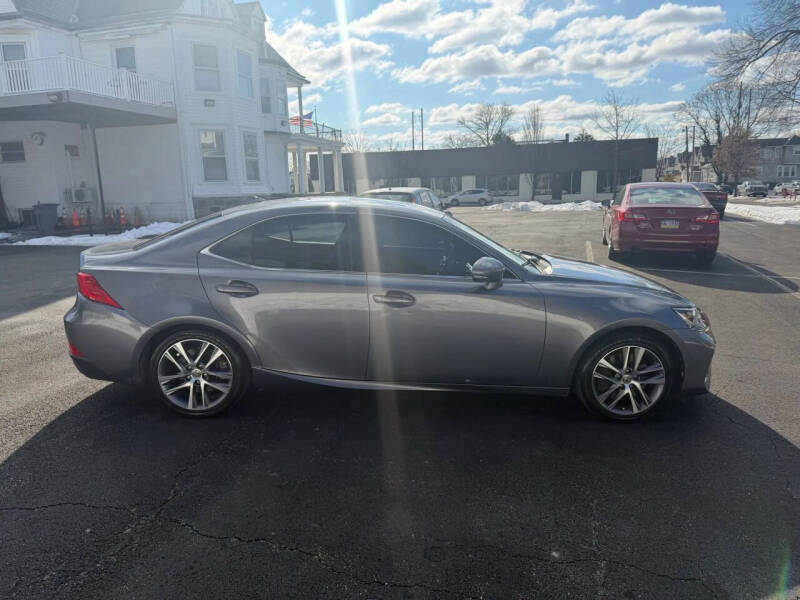 2018 Lexus IS 300