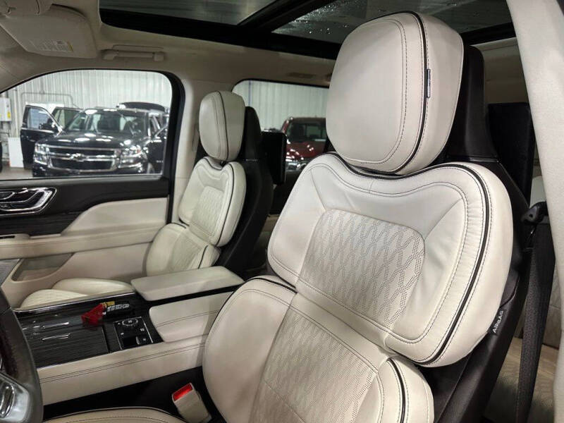 2023 Lincoln Navigator L Black Label
