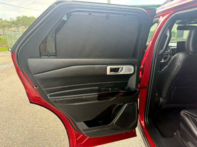 2023 Ford Explorer ST