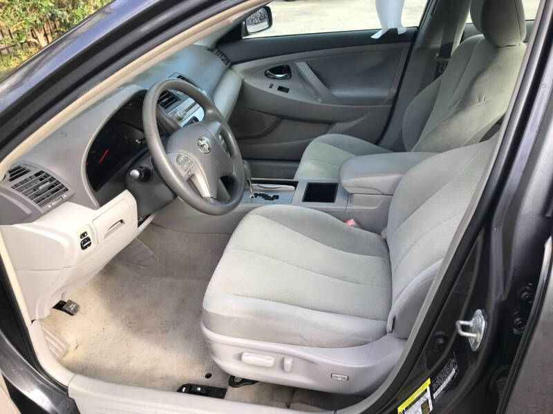 2009 Toyota Camry LE