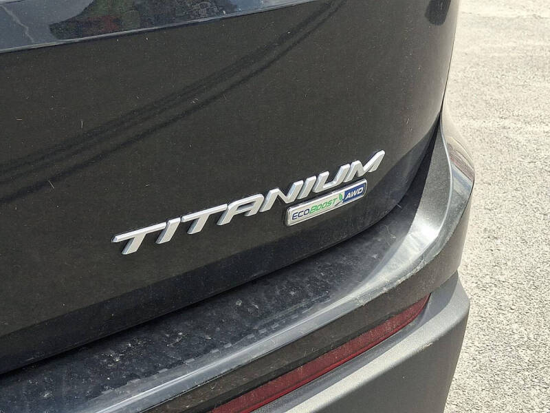 2018 Ford Edge Titanium