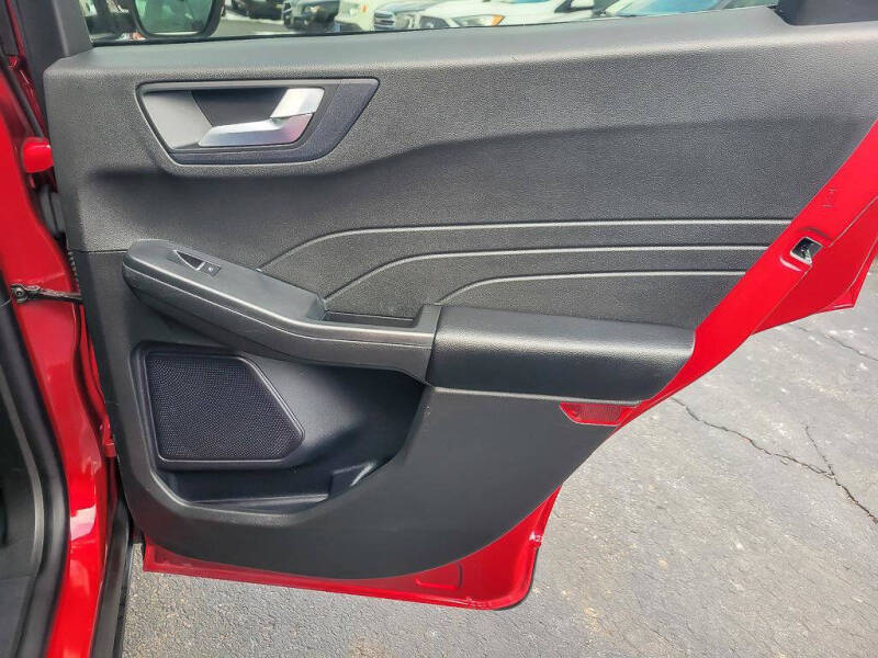 2024 Ford Escape Platinum