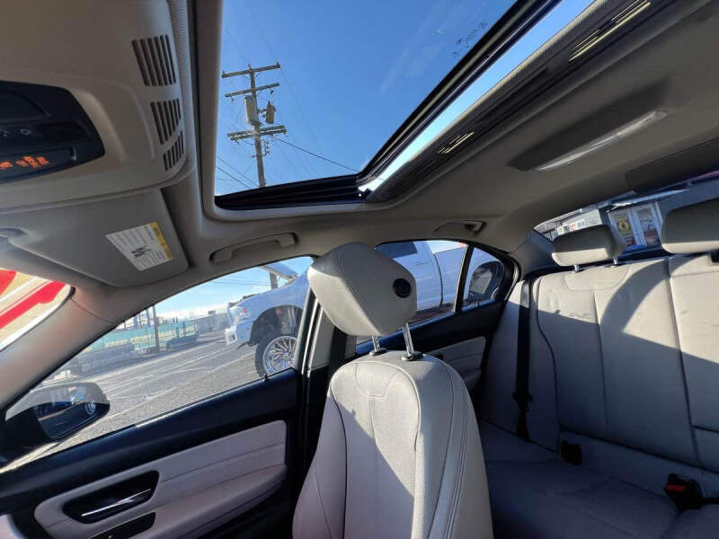 2014 BMW 3 Series 320i xDrive