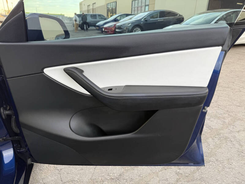 2020 Tesla Model Y Long Range