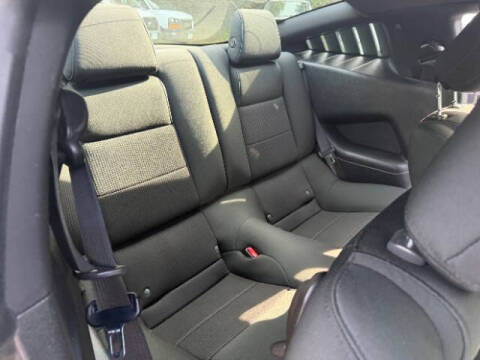 2014 Ford Mustang V6