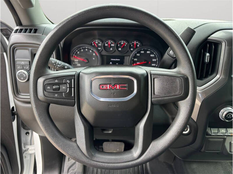2024 GMC Sierra 1500 Pro