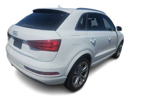 2017 Audi Q3 2.0T Premium Plus