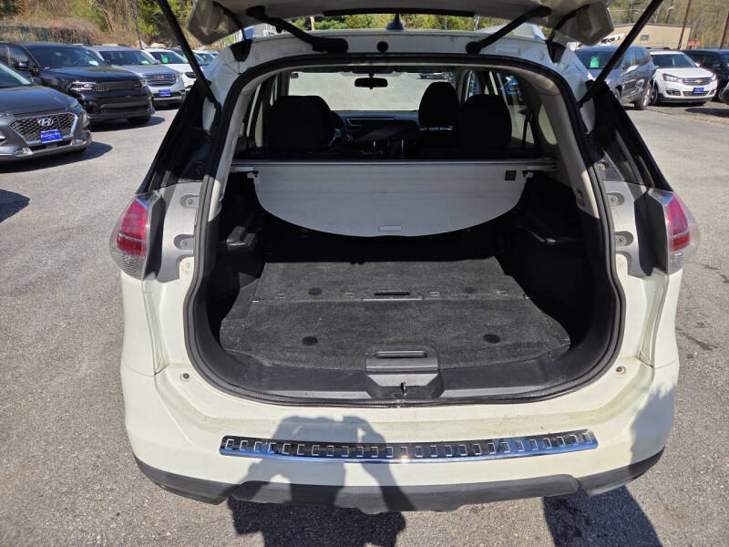 2016 Nissan Rogue SV