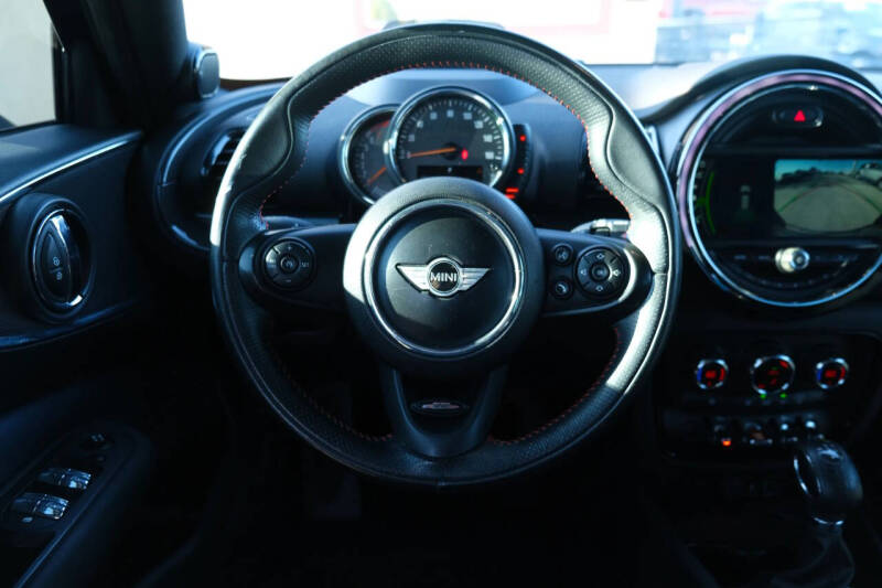 2017 MINI Clubman Cooper