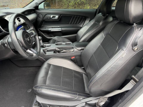 2021 Ford Mustang EcoBoost Premium