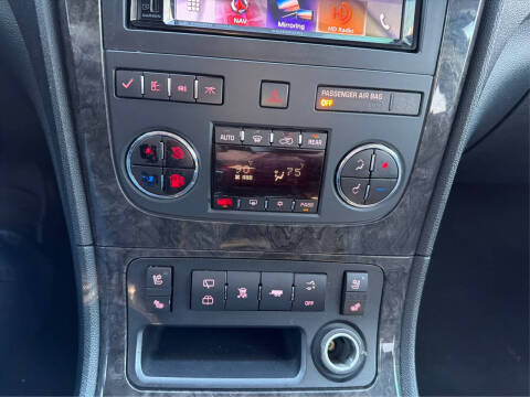 2011 GMC Acadia Denali