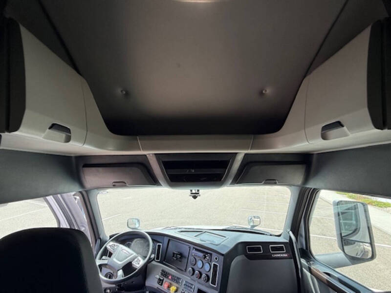 2021 Freightliner Cascadia