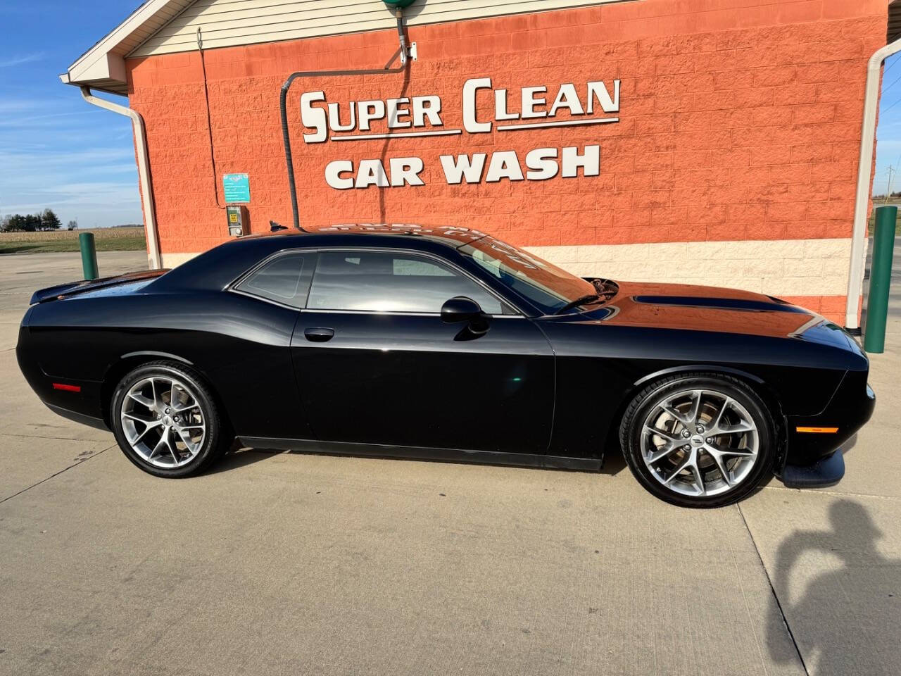 2022 Dodge Challenger for sale at Illinois Auto Wholesalers in Tolono, IL