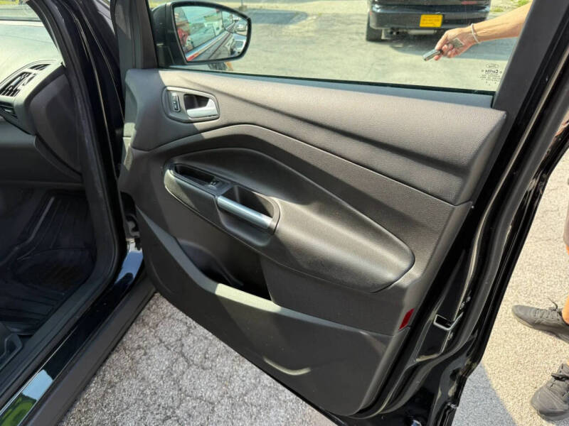 2015 Ford Escape SE