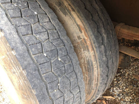 1999 Freightliner FL70