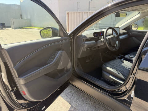 2023 Ford Mustang Mach-E Select