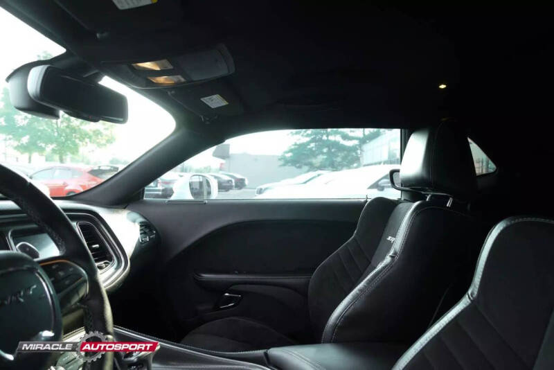 2015 Dodge Challenger SRT Hellcat