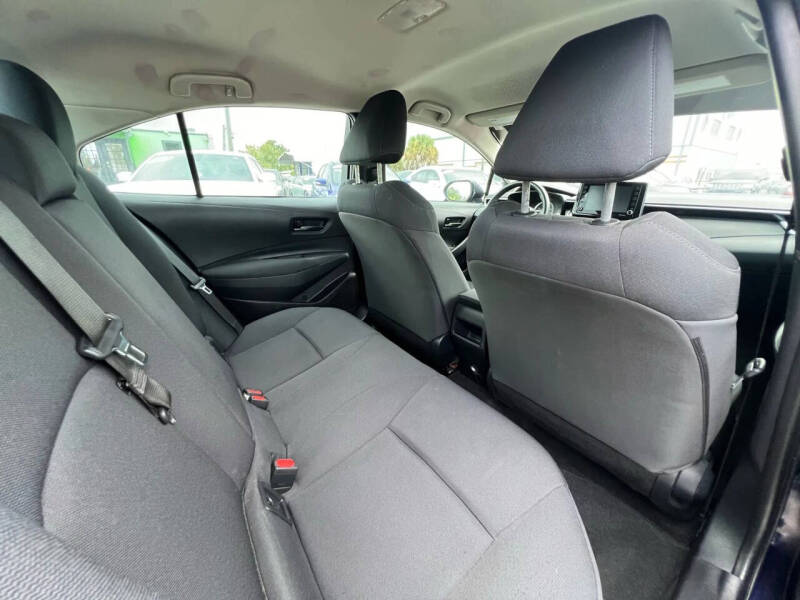 2022 Toyota Corolla LE