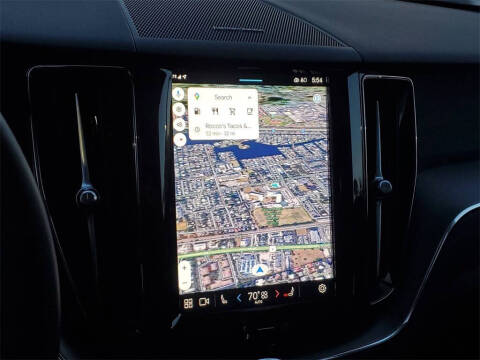 2025 Volvo XC60 B5 Plus Dark Theme