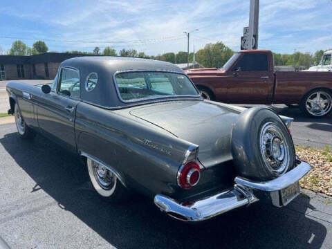 1956 Ford Thunderbird