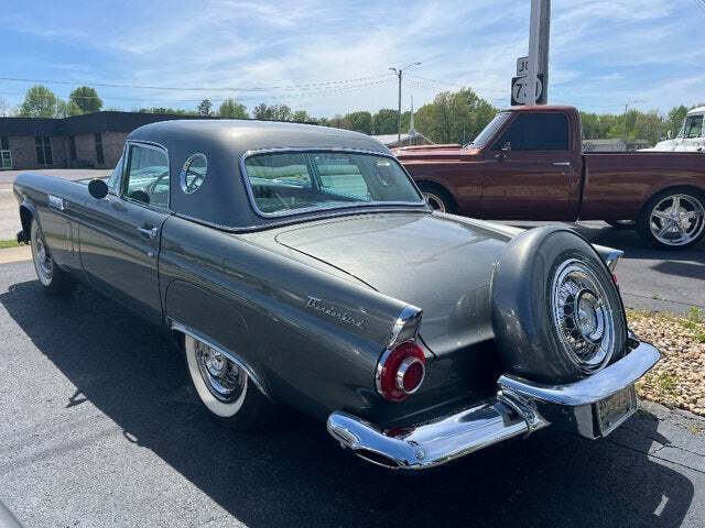 1956 Ford Thunderbird
