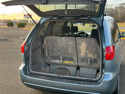 2006 Toyota Sienna CE 7 Passenger