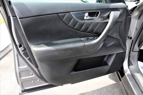 2010 Infiniti FX35