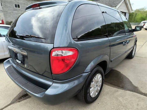 2006 Chrysler Town and Country