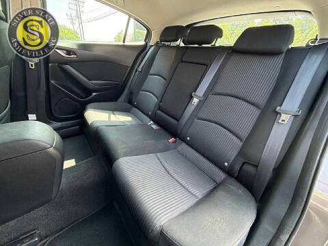 2016 Mazda MAZDA3 i Touring