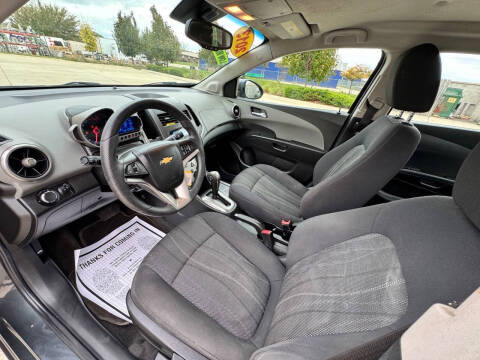 2013 Chevrolet Sonic LT Auto