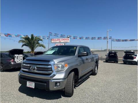 2017 Toyota Tundra for sale at Dealers Choice Inc in Farmersville CA