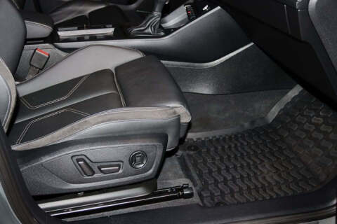 2021 Audi Q3 quattro S line Prem Plus 45 TFSI