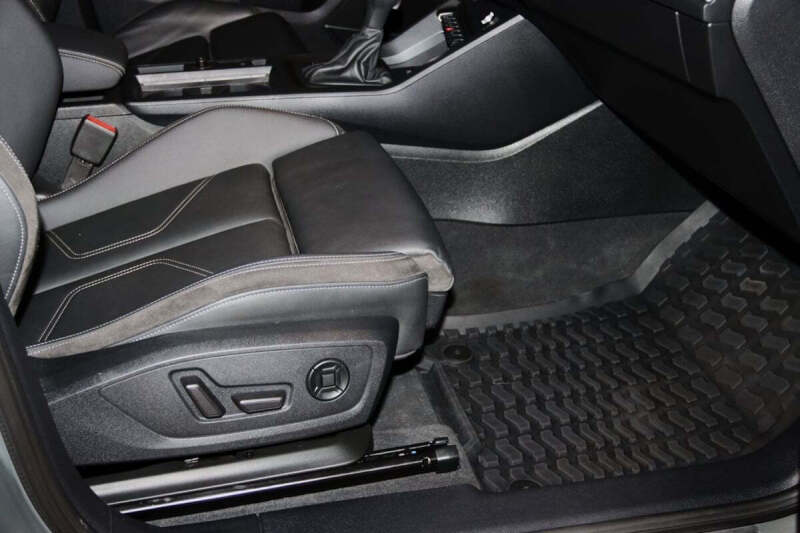 2021 Audi Q3 quattro S line Prem Plus 45 TFSI